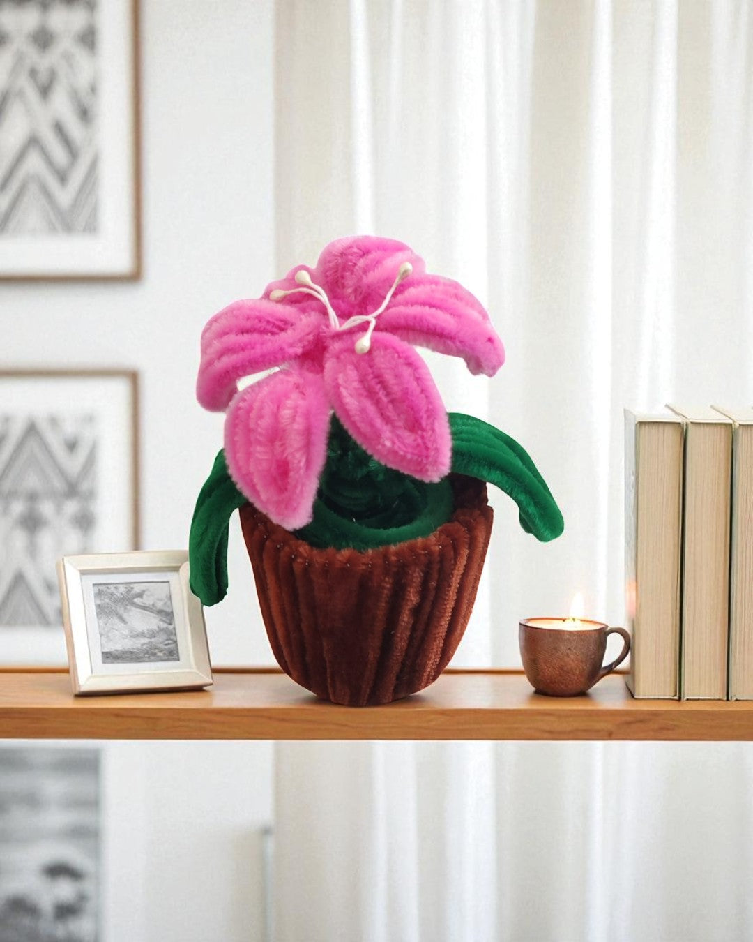 Pink Whimsy – Mini Lily Pot