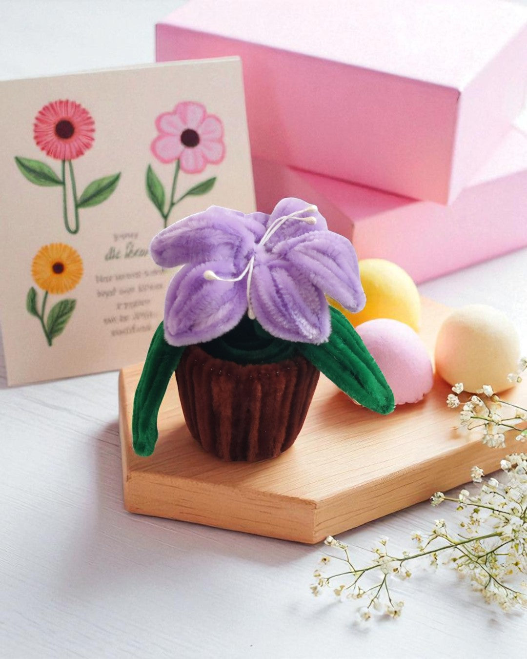 Lilac Whimsy – Mini Lily Pot
