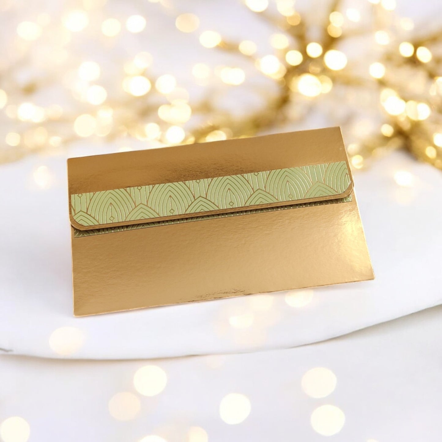 Gilded Grace - Minimal Luxe Magnetic Shagun Envelopes (Pack of 5)