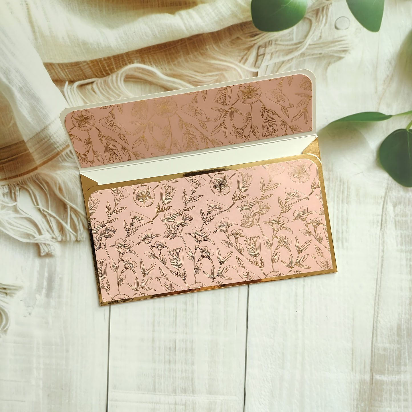 Blush Garden- Classic Luxe Magnetic Money Envelope