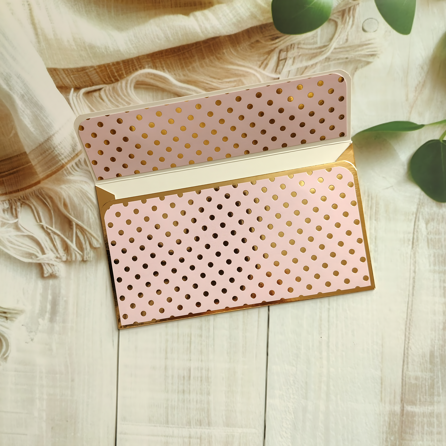 Gilded Dots- Classic Luxe Magnetic Money Envelope