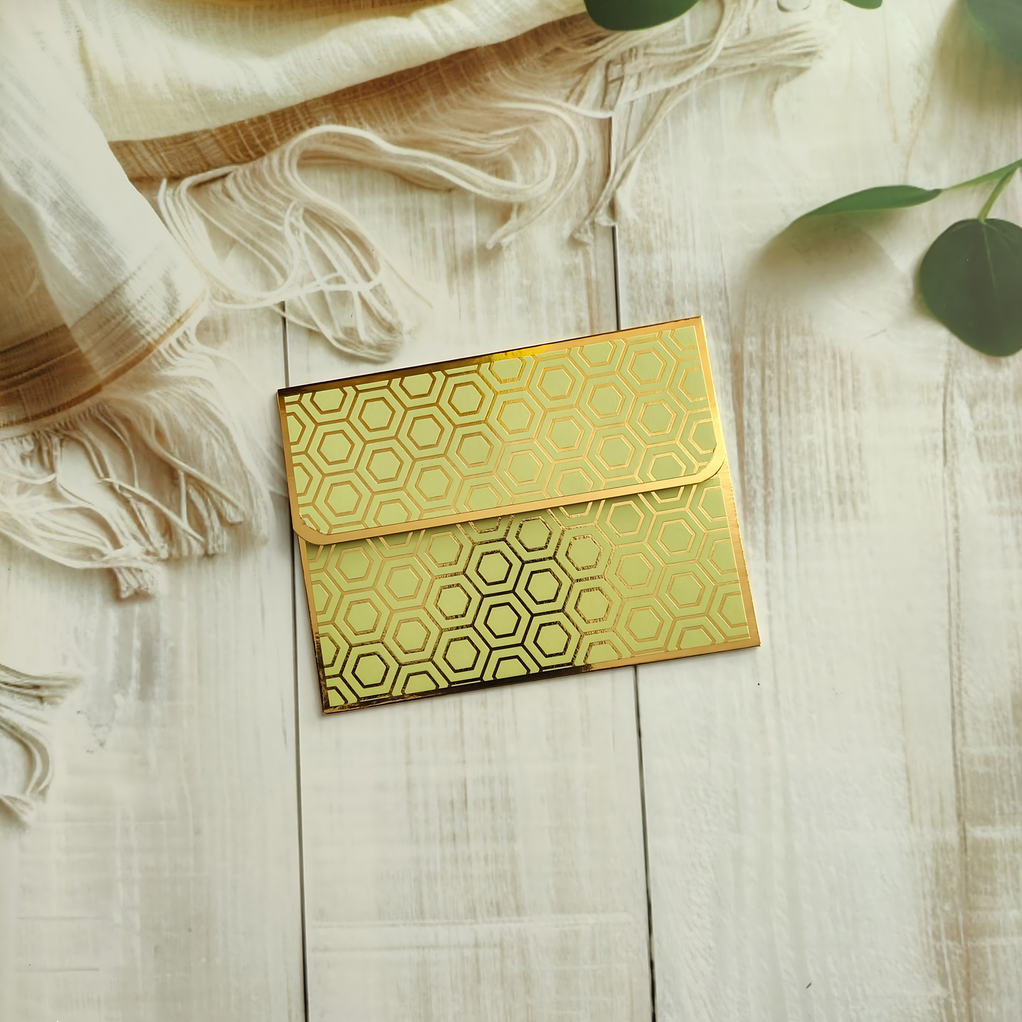 Golden Hive- Petite Luxe Magnetic Money Envelope