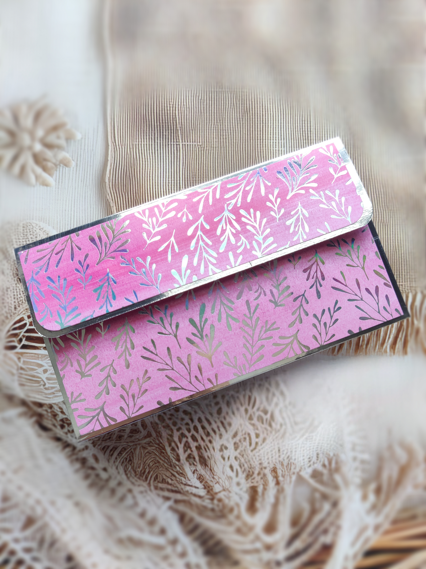 Blush Bloom Elegance- Magnetic Money Envelope