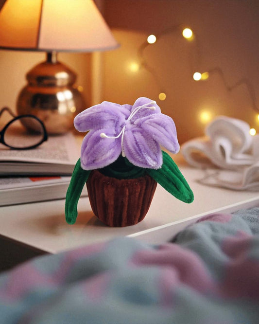 Lilac Whimsy – Mini Lily Pot
