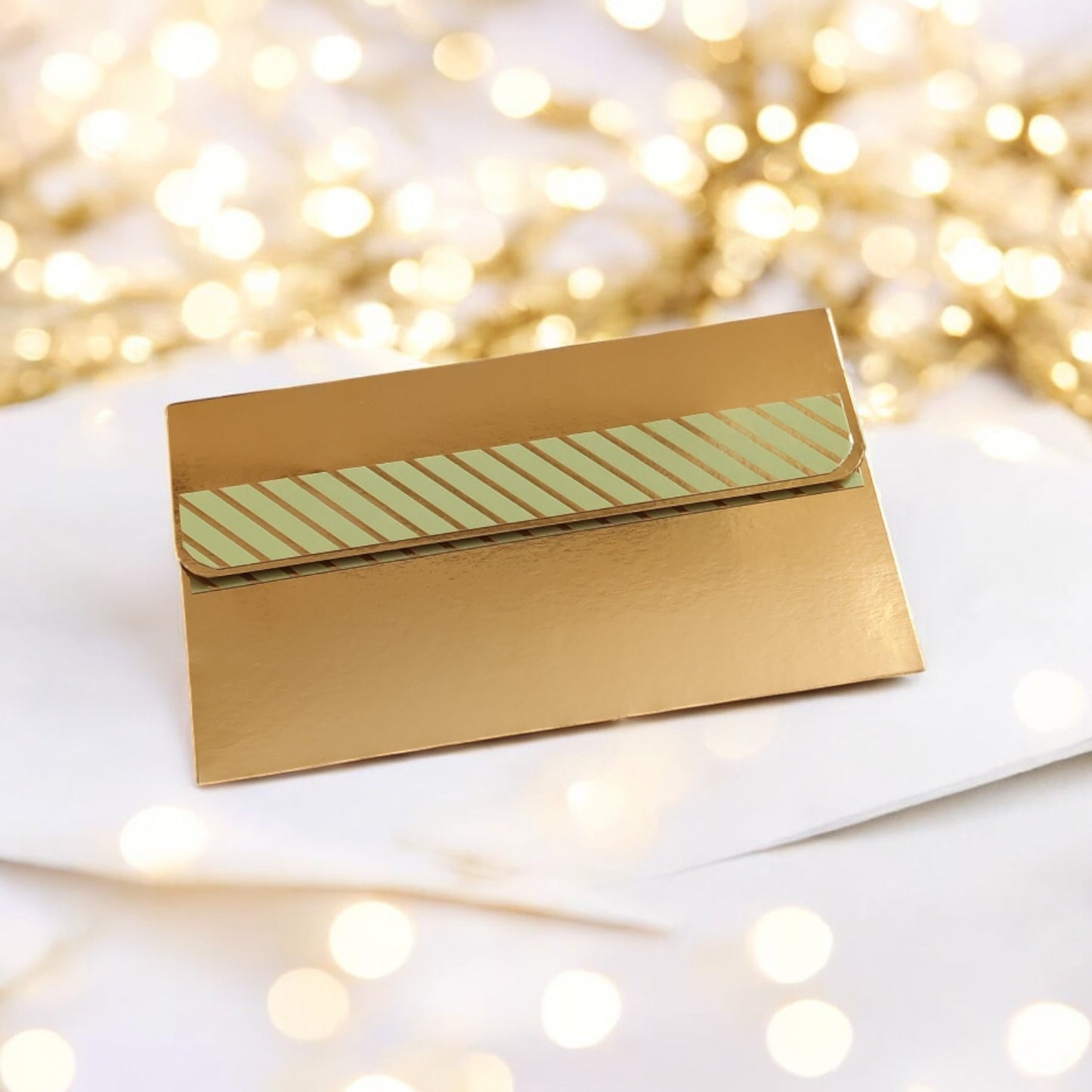 Royal Stripes - Minimal Luxe Magnetic Shagun Envelopes (Pack of 5)