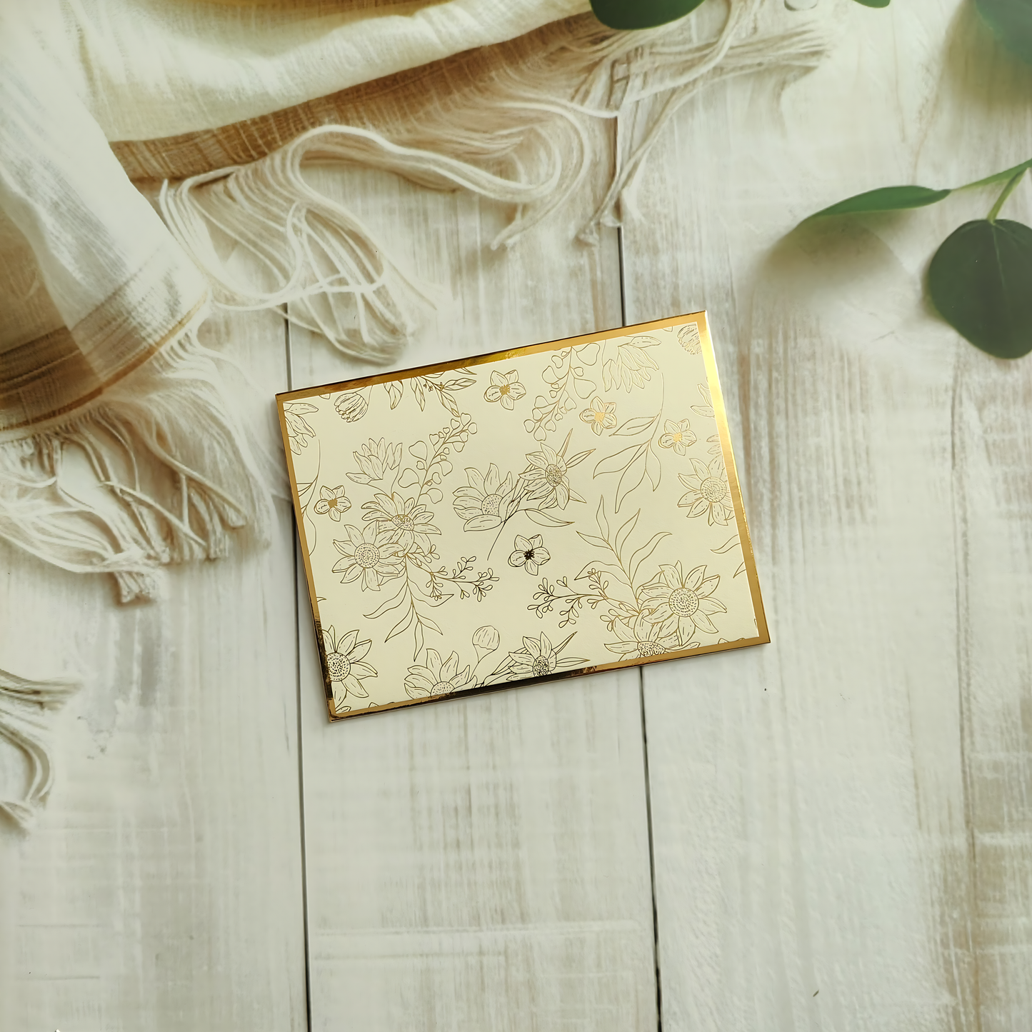 Whispering Petals- Petite Luxe Magnetic Money Envelope